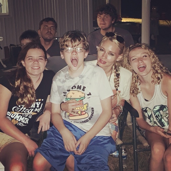 Meet your Posher, ReAnn - Picture 8 of 8